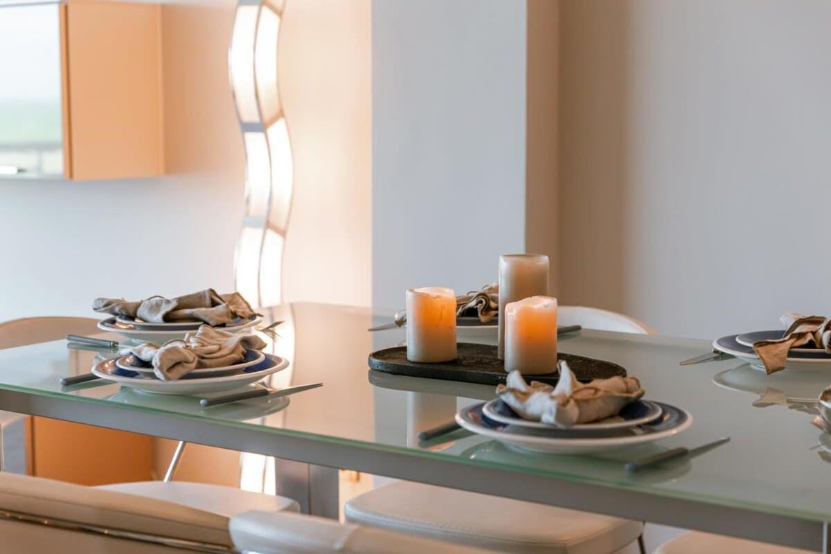 Huswell - Apartment With Stunning Sea View In Middelkerke Exterior photo